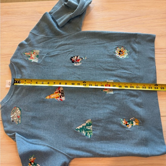 Disney Parks Crew Neck Sweater size M - Picture 7 of 7
